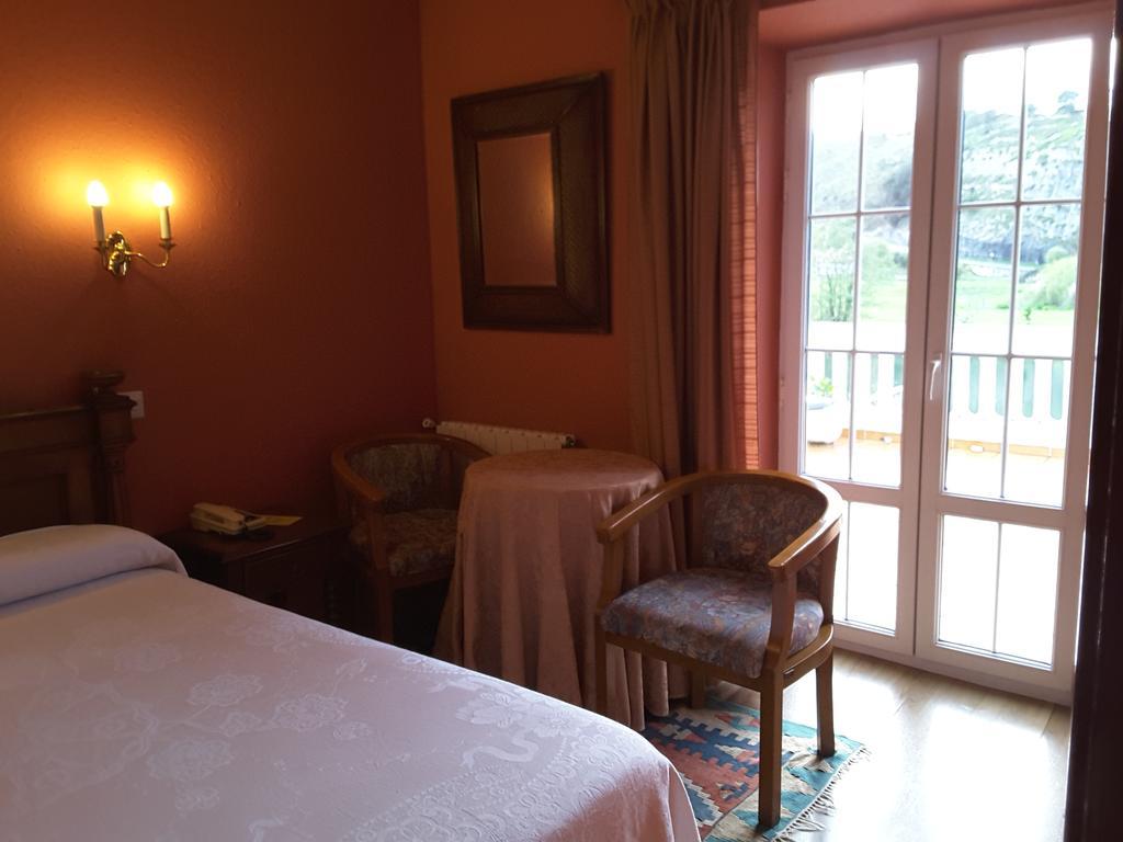 Riodeva Otel Unquera Dış mekan fotoğraf