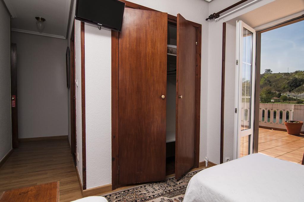 Riodeva Otel Unquera Oda fotoğraf