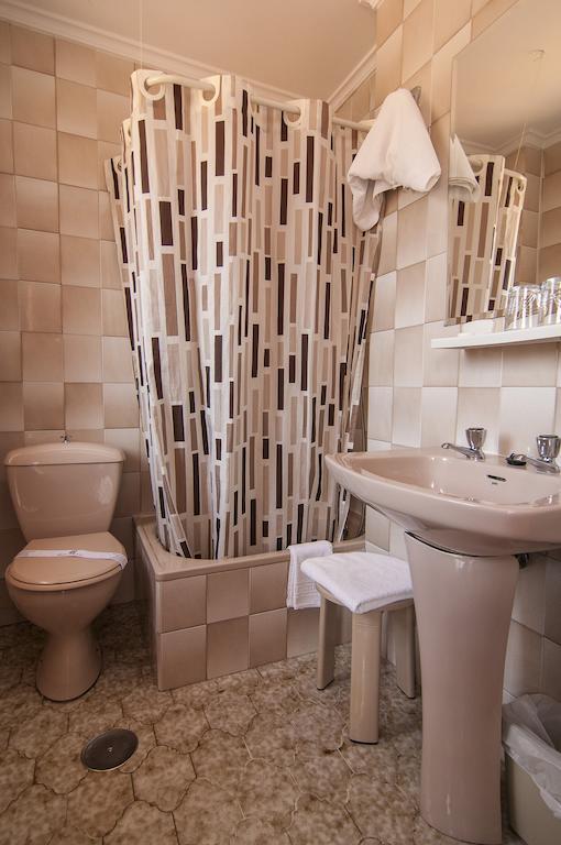 Riodeva Otel Unquera Oda fotoğraf